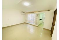 Casas, Alquiler, La Flora - $5.900.000