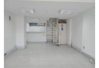 Locales y Bodegas, Alquiler, Multicentro - $4.300.000