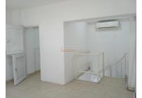Locales y Bodegas, Alquiler, Multicentro - $4.300.000