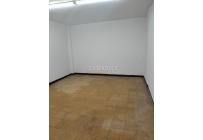 Locales y Bodegas, Alquiler, Sucre - $1.800.000