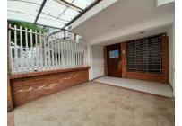 Casas, Alquiler, Calicanto - $2.900.000