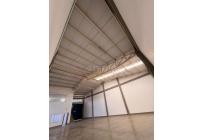 Locales y Bodegas, Alquiler, Evaristo García - $12.000.000