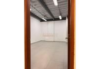 Locales y Bodegas, Alquiler, Evaristo García - $12.000.000