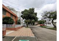 Oficinas y Consultorios, Alquiler, La Flora - $5.500.000