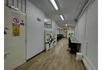 Oficinas y Consultorios, Alquiler, La Flora - $5.000.000