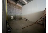 Locales y Bodegas, Alquiler, La Esmeralda - $4.700.000