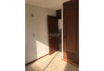 Apartamentos, Alquiler, Primero de Mayo - $1.400.000