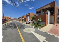 Casas, Venta, Tierralinda del Lago - $680.000.000