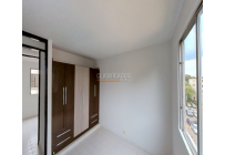 Apartamentos, Venta, Primero de Mayo - $158.000.000