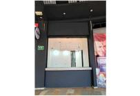 Locales y Bodegas, Venta, Centro Ccial. Unicentro - $800.000.000