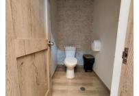 Locales y Bodegas, Alquiler, Granada - $10.000.000