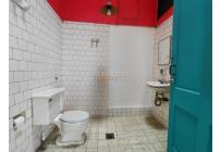 Locales y Bodegas, Alquiler, Granada - $10.000.000