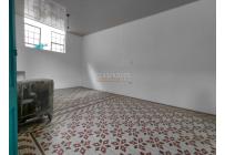 Locales y Bodegas, Alquiler, Granada - $10.000.000