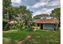 Casas, Venta, Ginebra - $700.000.000