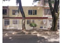 Apartamentos, Alquiler, Primero de Mayo - $1.550.000