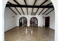 Casas, Alquiler, Cuarto de Legua - $6.000.000