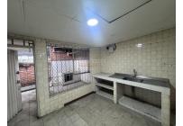 Locales y Bodegas, Alquiler, San Vicente - $2.200.000