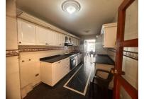 Apartamentos, Venta, Miraflores - $405.000.000