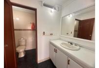Apartamentos, Venta, Miraflores - $405.000.000