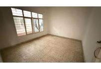 Casas, Alquiler, Comuneros - $900.000