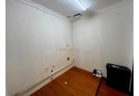 Oficinas y Consultorios, Alquiler, Granada - $4.950.000