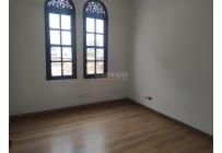 Oficinas y Consultorios, Alquiler, Granada - $2.600.000