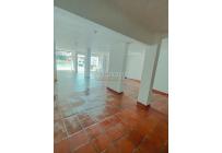 Locales y Bodegas, Alquiler, Camino Real - $5.000.000