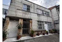 Casas, Venta, Miraflores - $360.000.000