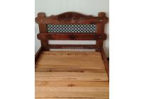 VENDO CAMA ESTILO COLONIAL - Muebles
