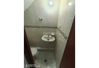 Casas, Alquiler, Calicanto - $2.200.000