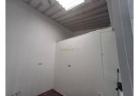 Locales y Bodegas, Alquiler, Zipaquira - $4.000.000