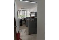 Oficinas y Consultorios, Alquiler, San Vicente - $1.200.000