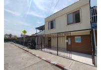 Locales y Bodegas, Alquiler, Metropolitano del Norte - $700.000