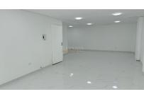 Locales y Bodegas, Alquiler, Villa Magna - $2.500.000