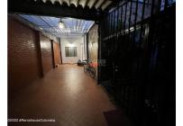 Casas, Venta, Bogotá - $2.400.000.000