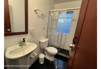 Casas, Venta, Bogotá - $2.400.000.000