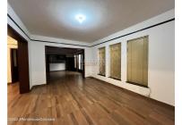 Casas, Venta, Bogotá - $2.400.000.000