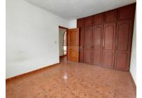 Casas, Alquiler, Granada - $5.000.000