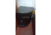VENDO CAMA Y NOCHERO - Muebles