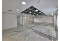 Locales y Bodegas, Alquiler, Granada - $6.000.000