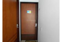 Apartamentos, Alquiler, Cristales - $3.000.000