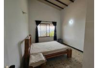 Casas, Alquiler, Cristales - $2.500.000