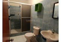 Casas, Alquiler, Primero de Mayo - $3.000.000