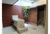 Casas, Alquiler, Primero de Mayo - $3.000.000
