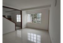 Casas, Alquiler, Miraflores - $7.500.000