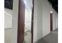 Locales y Bodegas, Alquiler, Madrid - $8.000.000